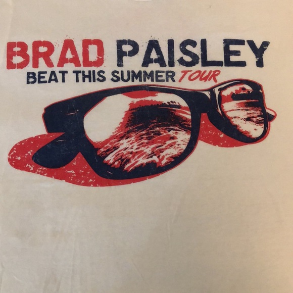 Brad Paisley 2013 Beat The Summer Tour Concert Tee - Picture 2 of 6